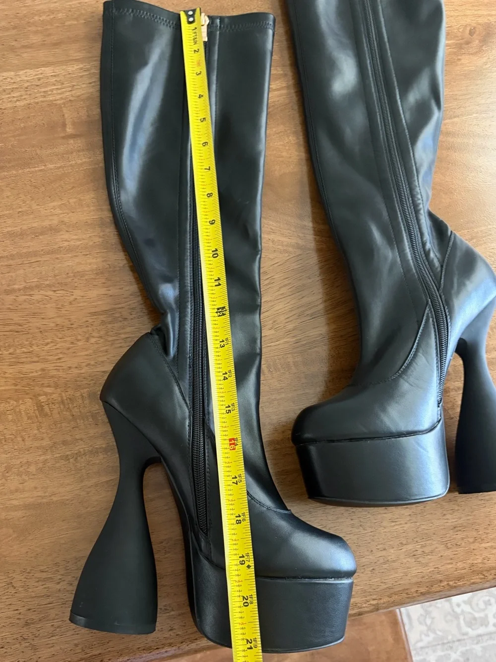Knee boots platform black goth